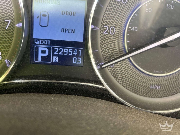 2012-infiniti-qx56-image-6