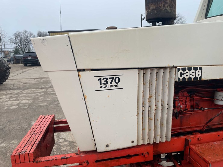 #4064-•-case-1370-tractor-image-47