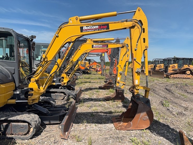2024-kobelco-sk55srx-image-14