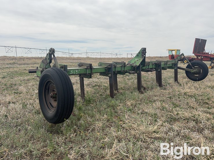 john-deere-model-b-image-3