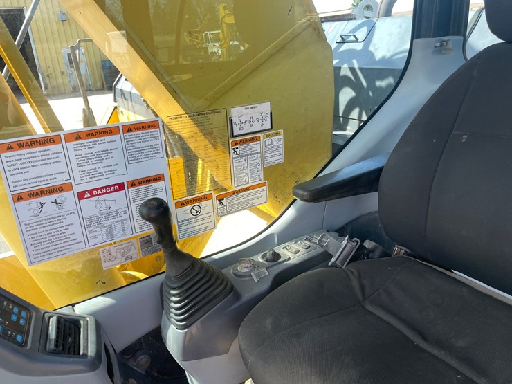 komatsu-pc308-image-74