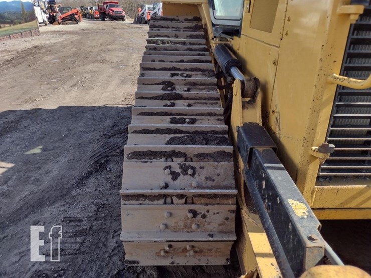 2017-caterpillar-d6n-xl-image-41