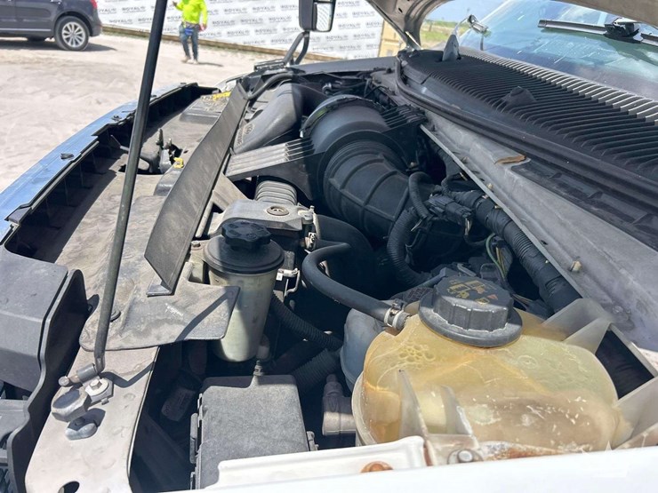 2013-ford-e450-image-9