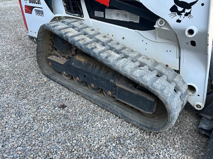 2017-bobcat-t590-image-12