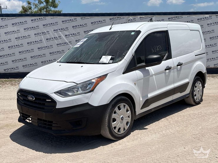 2021-ford-transit-connect-image-1