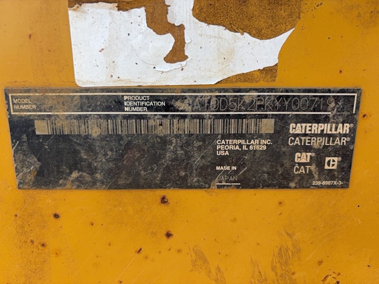 2018-caterpillar-d5k2-lgp-image-13