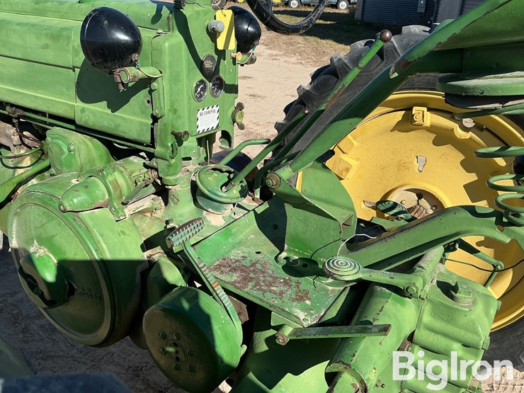 john-deere-b-image-17