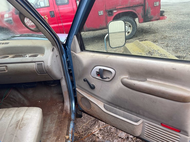 #4059-•-1996-chevy-truck-image-73
