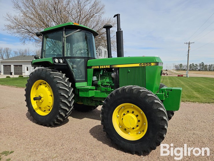 1990-john-deere-4455-image-3