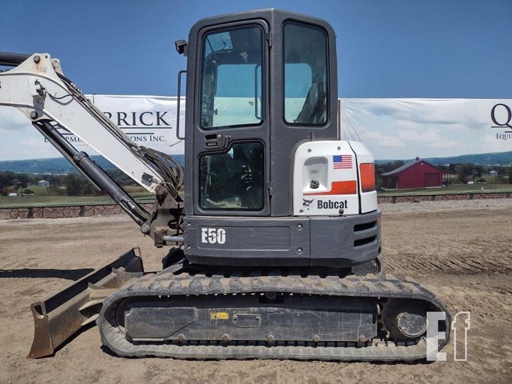 2016-bobcat-e50-image-12