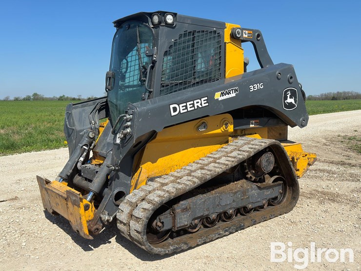 2021-deere-331g-image-1