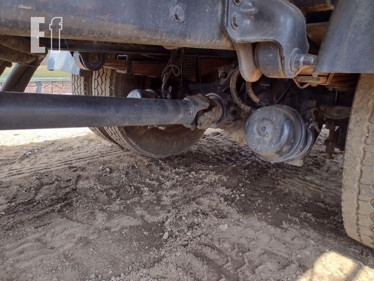 2007-freightliner-business-class-m2-106-image-23