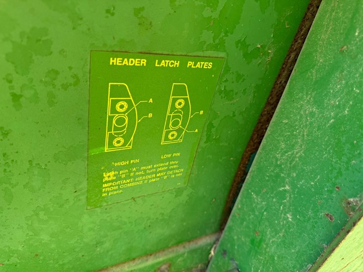 john-deere-8-image-28