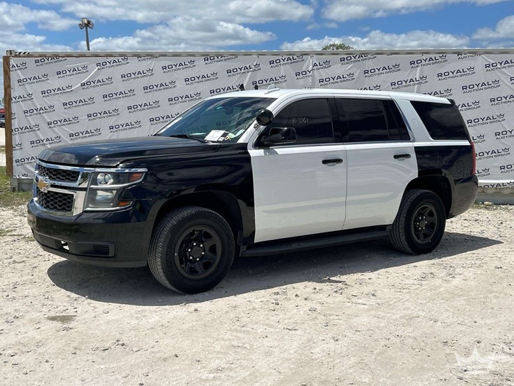 2018-chevrolet-tahoe-image-1