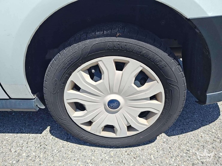 2019-ford-transit-connect-image-23