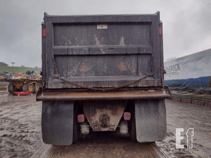 2015-caterpillar-ct660s-image-4