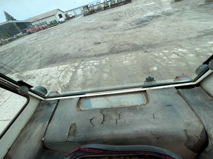 #4067-•-case-2090-tractor-image-80