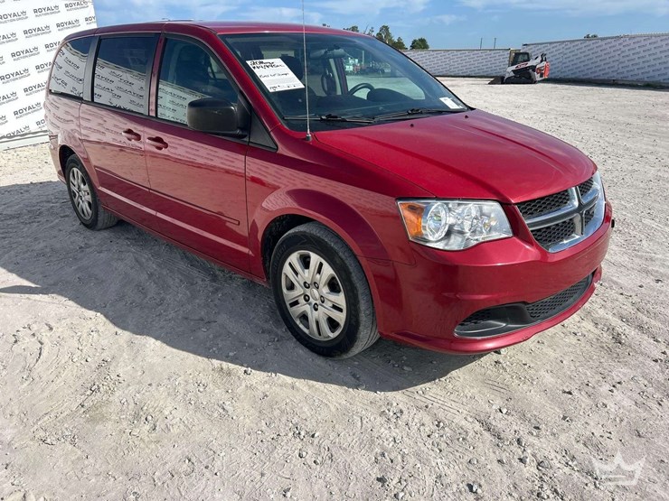 2016-dodge-grand-caravan-image-4