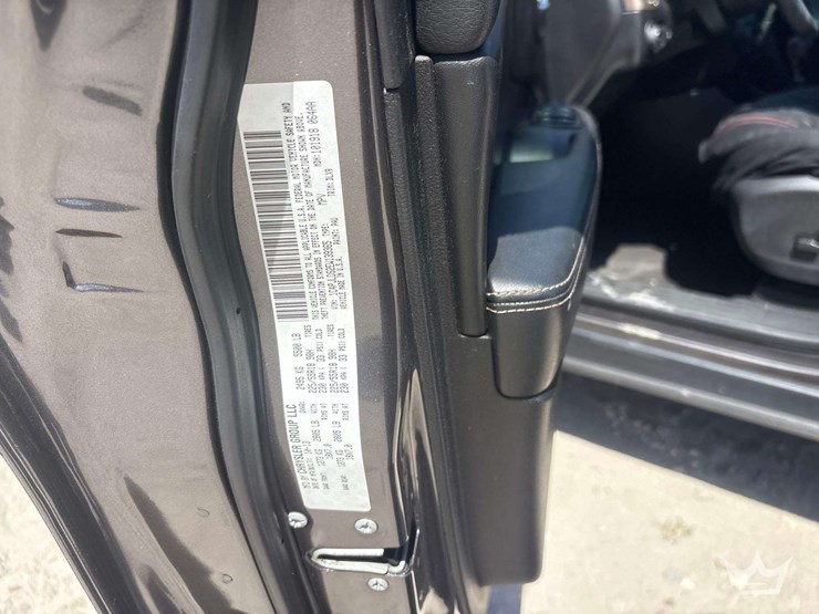 2014-jeep-cherokee-limited-image-5