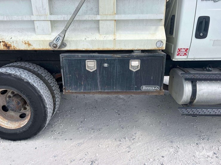 2013-international-durastar-4300-image-20