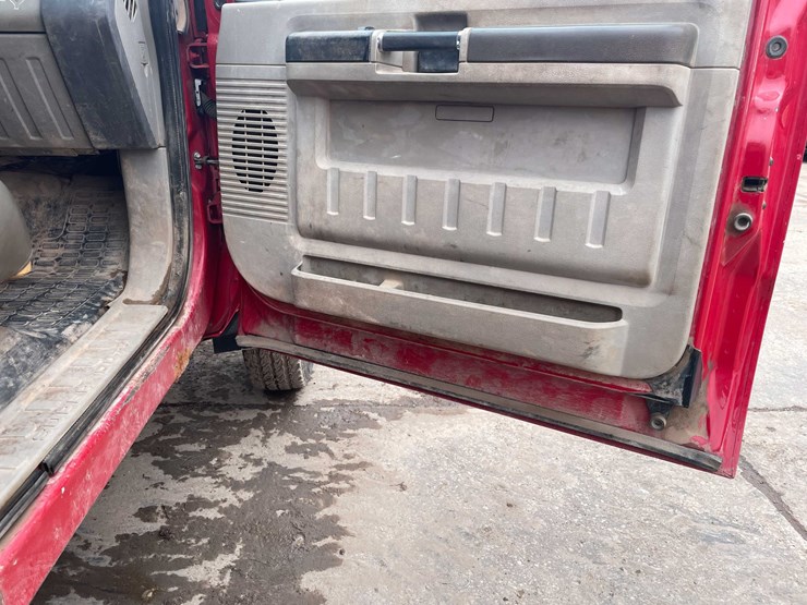 2008-ford-f550-xl-image-122