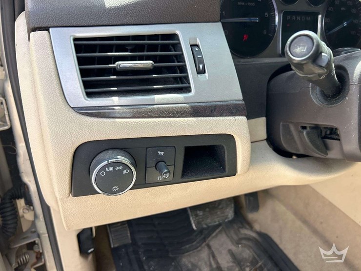 2007-cadillac-escalade-image-13