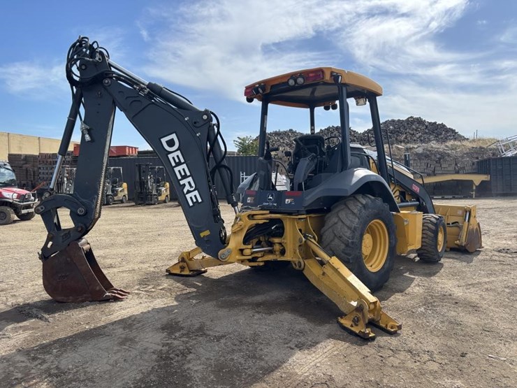 2019-deere-310l-ep-image-3