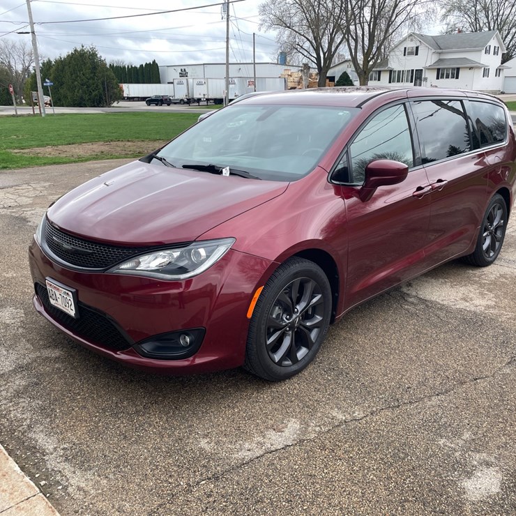 2018 CHRYSLER PACIFICA