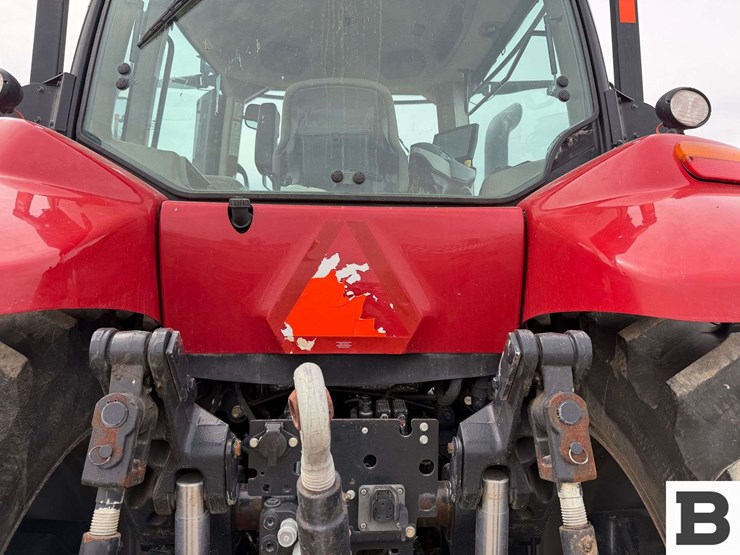 2018-case-ih-magnum-310-image-40