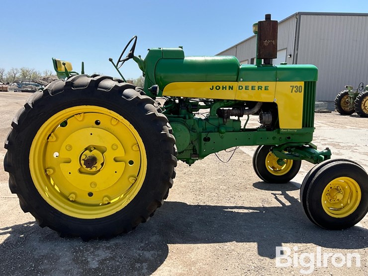 1959-john-deere-730-image-4