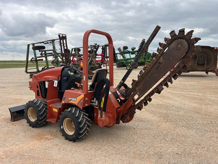 2018-ditch-witch-rt45-image-8