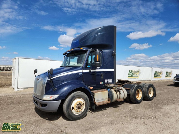 2015-international-transtar-8600-image-1
