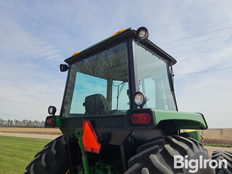 1990-john-deere-4455-image-17