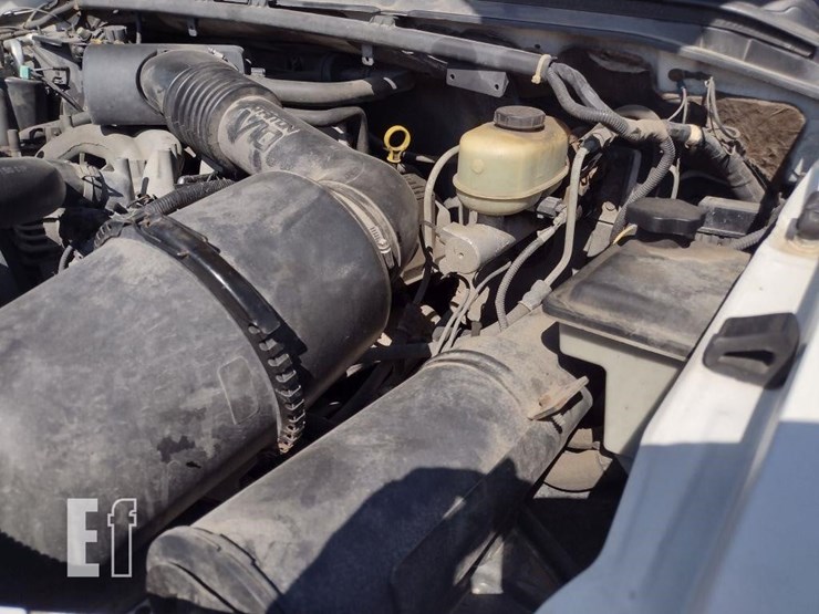 2005-ford-f450-image-39