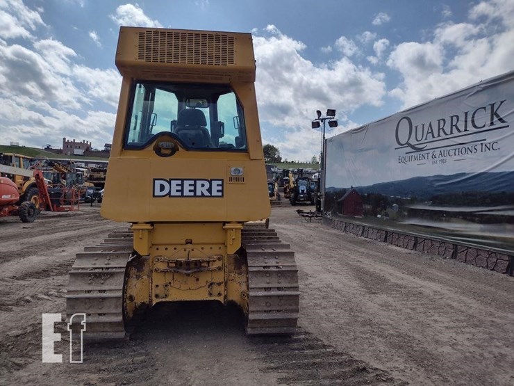 2003-deere-650h-lt-image-4
