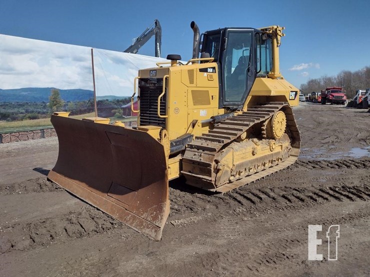 2017-caterpillar-d6n-xl-image-48