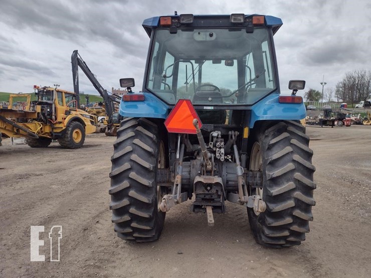 new-holland-ts100-image-4