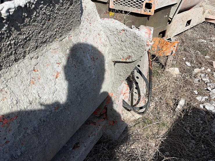 gas-powered-masonry-site-mixer-image-11