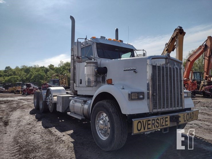 2007-kenworth-w900-image-47