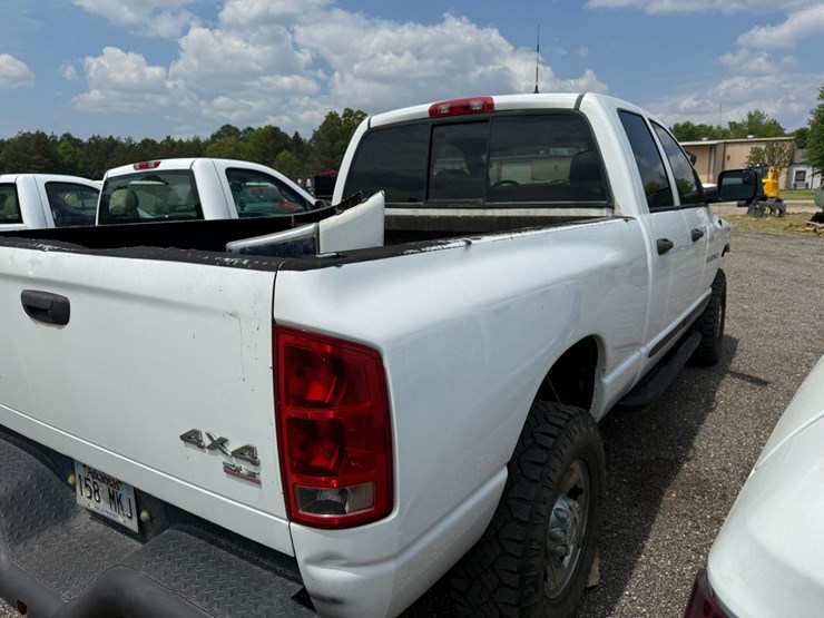 2003-dodge-ram-2500-image-3