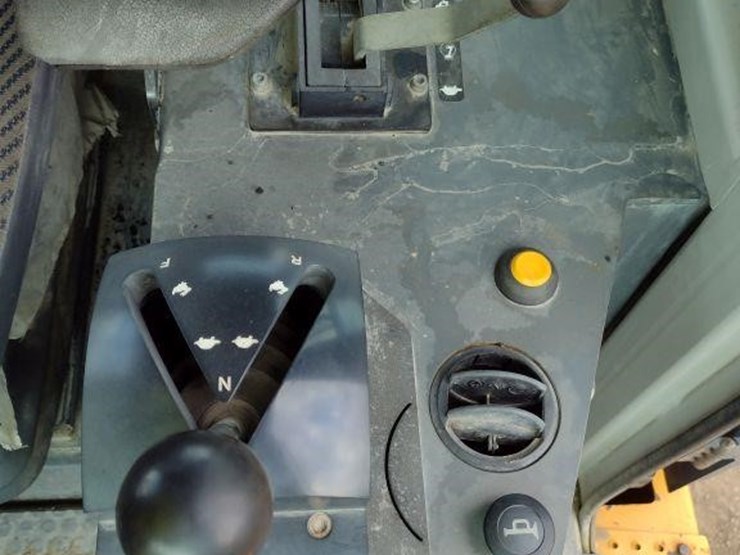 2004-deere-655c-ii-image-9