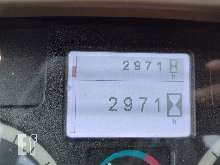 2014-john-deere-6140m-image-6