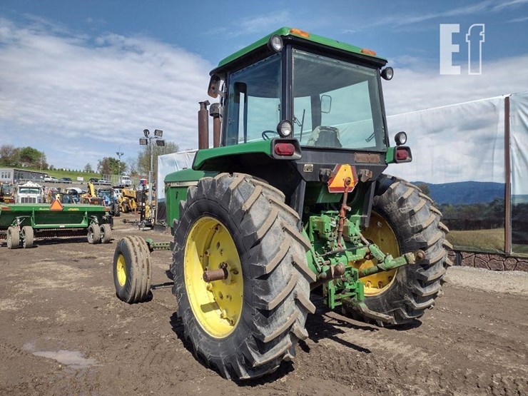 1980-john-deere-4440h-image-33