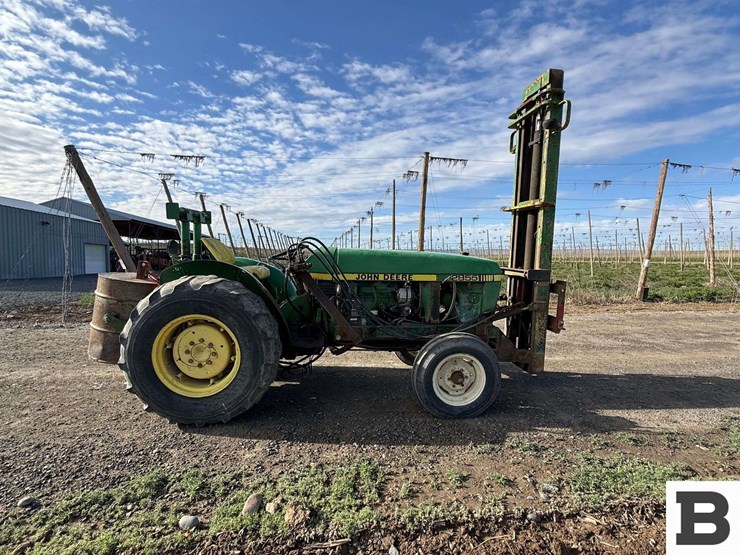 john-deere-2855-image-3