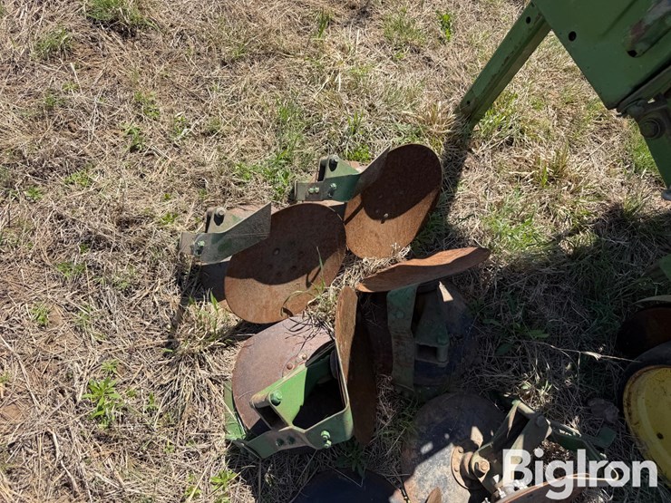 john-deere-7100-image-16