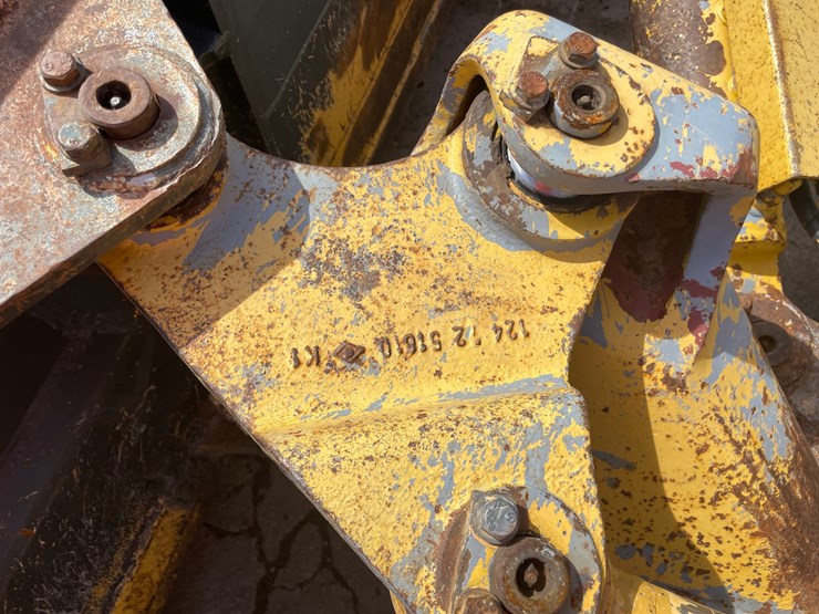 1999-komatsu-d41p-image-34