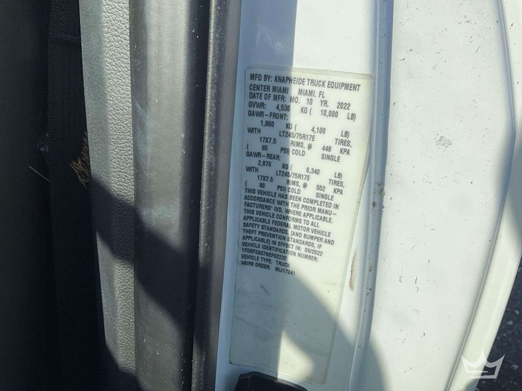2022-ford-f250-image-11
