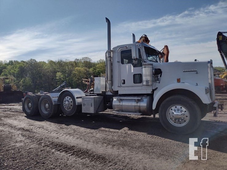 2007-kenworth-w900-image-3