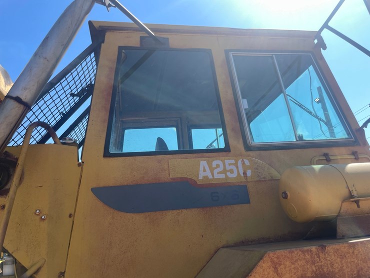 1993-volvo-a25c-image-28