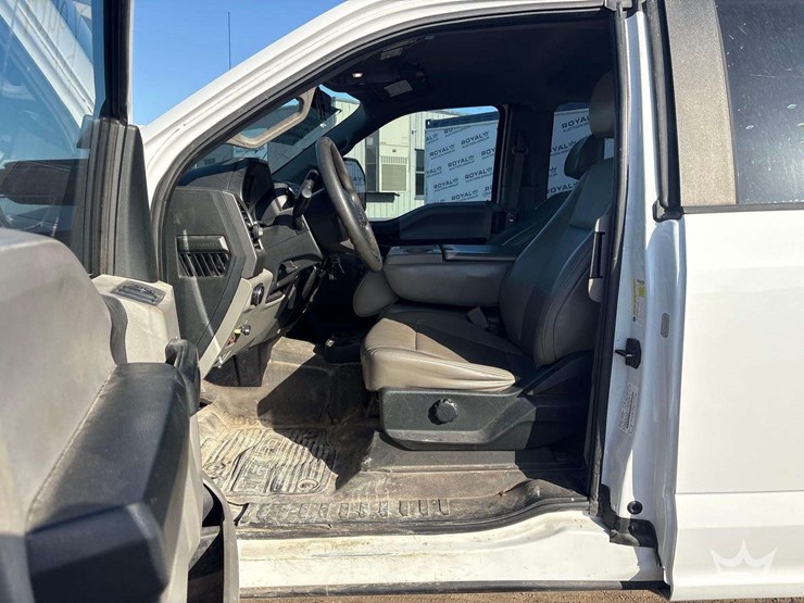 2017-ford-f250-image-25